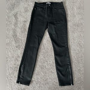 NWOT Good American “good waist” jeans
